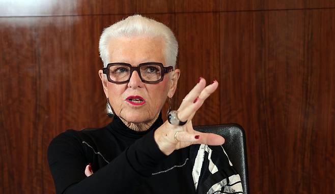 제니 시플리 전 뉴질랜드 총리가 11일 서울 조선호텔에서 중앙일보와 인터뷰하고 있다. 강정현 기자