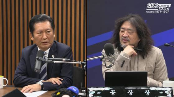 지난 1월 6일 유튜브 방송‘김어준의 겸손은힘들다 뉴스공장’에 출연한 정청래 더불어민주당 대표의 모습. 유튜브 캡처