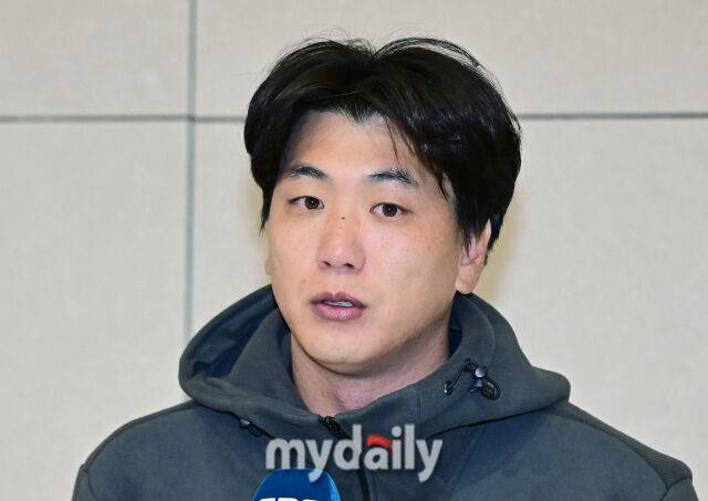 SSG 랜더스 김광현이 19일 인천국제공항을 통해 2026시즌 1차 스프링 캠프 참석 차 미국 플로리다로 출국했다./마이데일리