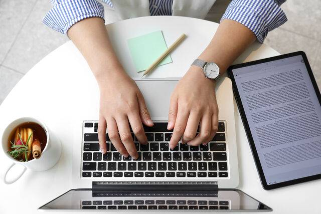 집중력과 생산성을 높여 목표를 향해 나아가게 한다. 클립아트코리아