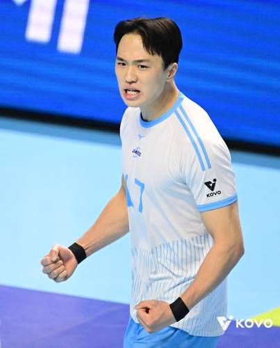 득점 후 기뻐하는 대한항공의 임동혁  [한국배구연맹 제공. 재판매 및 DB 금지]