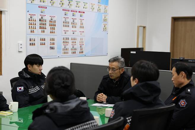 광주소방학교 제104·105기 소방사 과정 교육생 6명이 12일부터 3주간의 현장 실무실습에 들어갔다. /광주동부소방서 제공