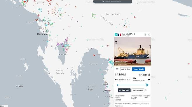 사우디 담만항에 정박해 있는 ASN의&nbsp;일 드 바츠호. (사진=마린트래픽닷컴 캡처)