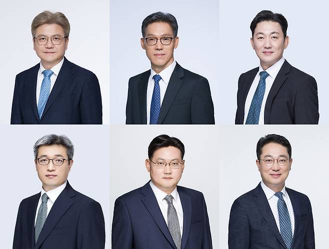 첫번째 줄 좌측부터 최창영·장영수·이동건 대표변호사, 두번째 줄 좌측부터 장재영·장윤석·강신욱 대표변호사. 법무법인 세종.