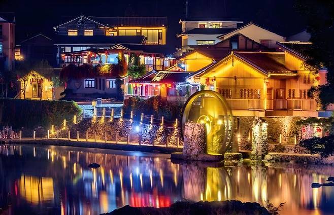 고대 마을 운수요의 야경 (사진=바른투어)