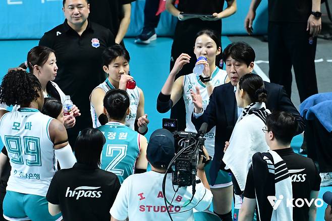 정규리그 1위를 눈앞에 둔 한국도로공사. (KOVO 제공)