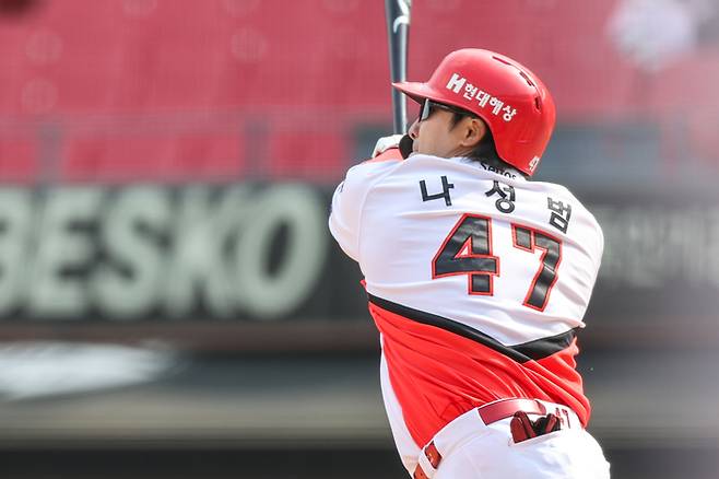 KIA 나성범이 12일 광주-기아 챔피언스필드에서 열린 2026 KBO리그 SSG와 시범경기에서 타격하고 있다. 사진 | KIA 타이거즈