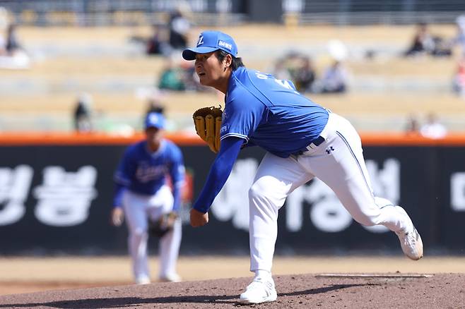 삼성 왼손 이승현이 13일 대전 한화생명 볼파크에서 열린 2026 KBO리그 시범경기 한화전에 선발 등판해 역투하고 있다. 사진 | 삼성 라이온즈