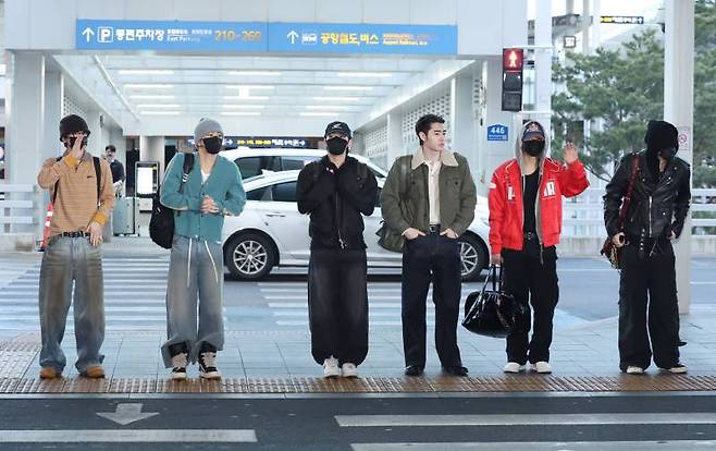 엔하이픈 멤버 제이크(왼쪽부터), 정원, 선우, 성훈, 제이, 니키. 사진=서병수 기자 qudtn@edaily.co.kr