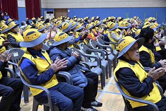 노인일자리사업 발대식  [사진=장수군 ]