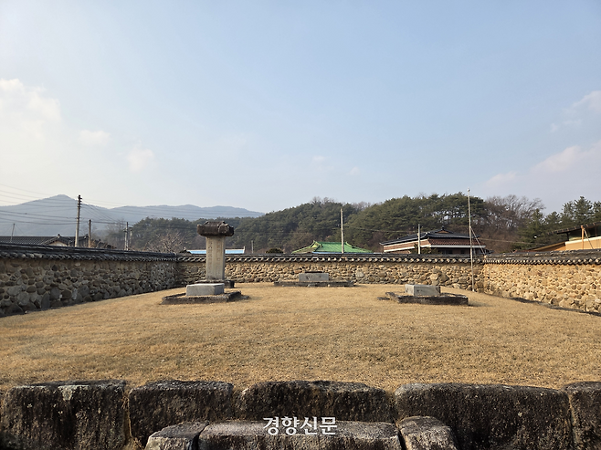 영주시 순흥면 내죽리에 있는 금성대군 신단. 김현수 기자