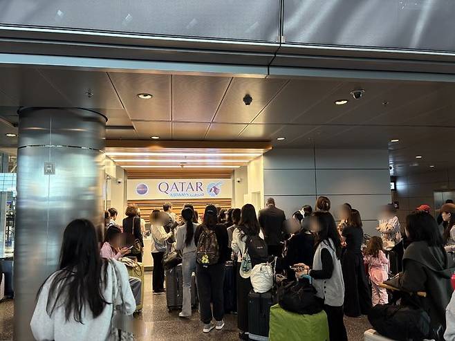 [서울=뉴시스] 김선웅 기자 = 최근 중동 상황으로 카타르-한국 간 직항이 중단돼 카타르에서 발이 묶였던 우리 국민 300여 명이 9일 오후(한국시간) 카타르항공 여객기를 타고 도하를 출발했다고 외교부가 밝혔다. (사진=외교부 제공) 2026.03.09. photo@newsis.com *재판매 및 DB 금지