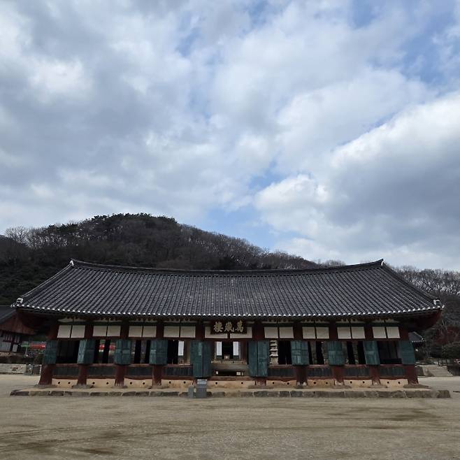 선운사 만세루