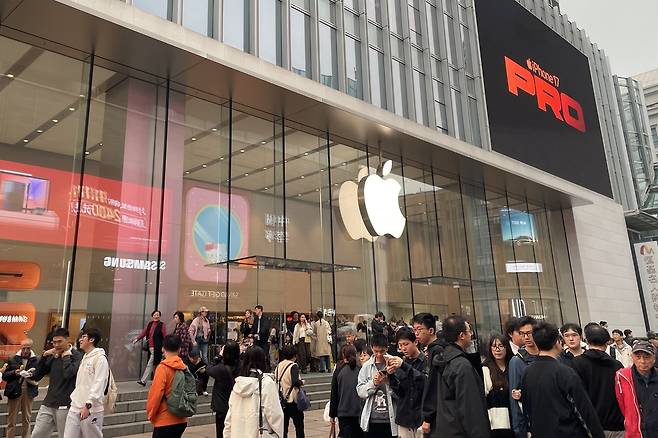 중국 상하이의 애플스토어 [촬영 권숙희]
