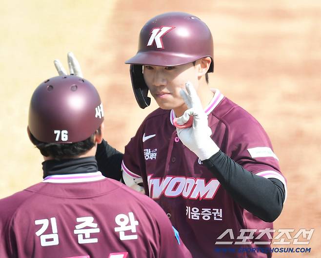 12일 이천 두산베어스파크에서 열린 KBO리그 시범경기 두산과 키움의 경기. 4회 1타점 적시타 날린 키움 박한결. 이천=송정헌 기자songs@sportschosun.com/2026.03.12/