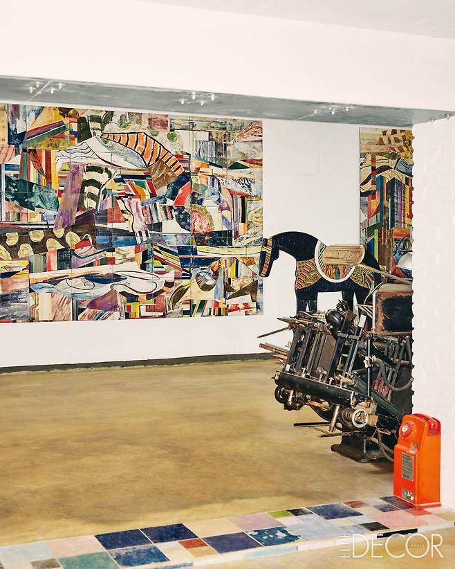 흙판에 그림을 그려 구워낸 다음 벽에 타일처럼 붙인 ‘구운 그림’ 시리즈.