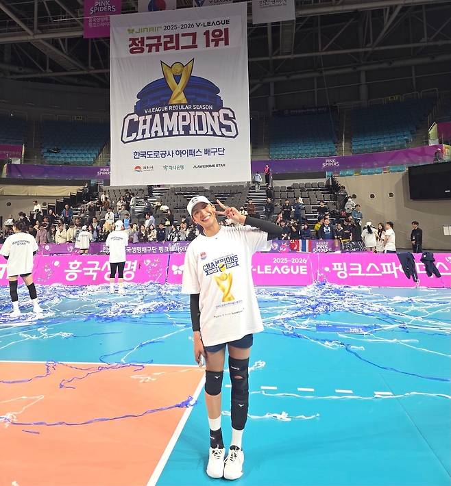 정규리그 1위 확정 후 기뻐하는 타나차 [한국도로공사 제공. 재판매 및 DB 금지]