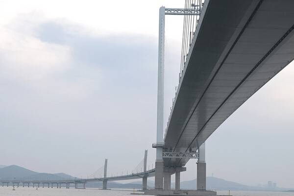 청라하늘대교 전경. <인천시 제공>