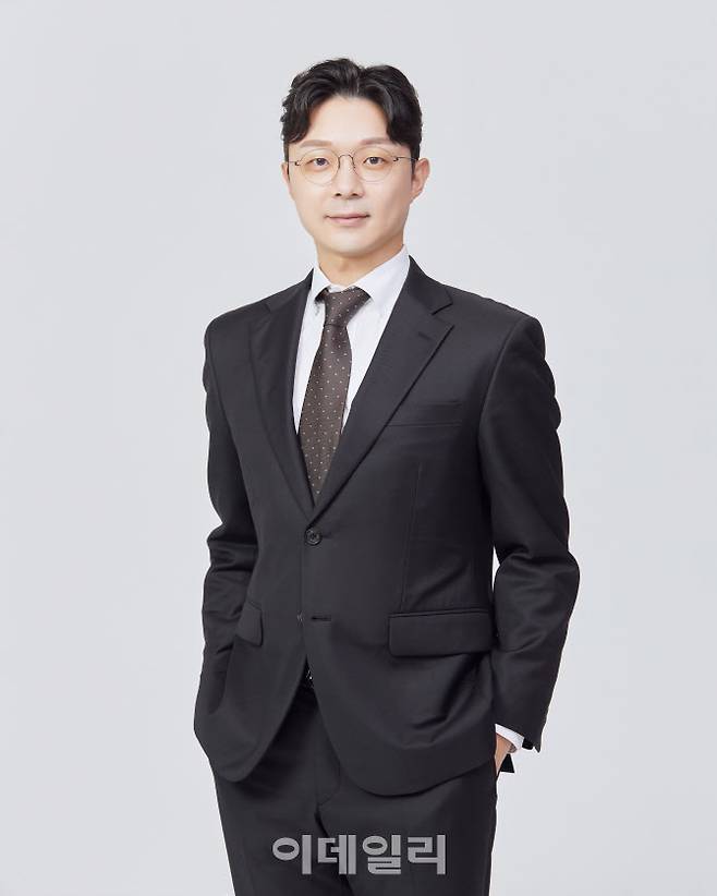 △세무법인 정율 대표 세무사 △한국세무사회 미디어홍보위원 △유튜브 ‘세금오락실’ 운영