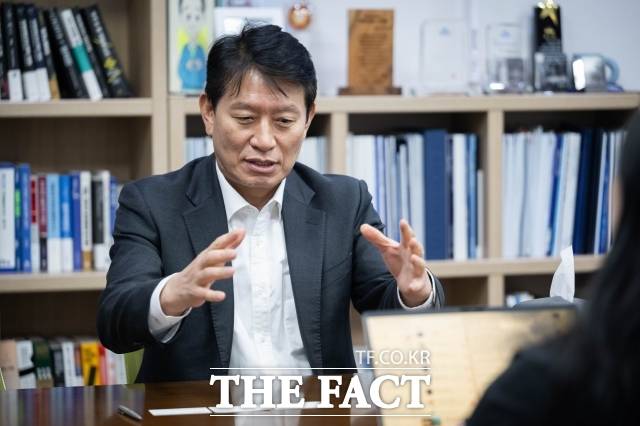 조 의원은 전남·광주 지역의 인구 유출이 계속되는 가장 큰 원인으로 일자리 부족을 꼽았다. /박헌우 기자