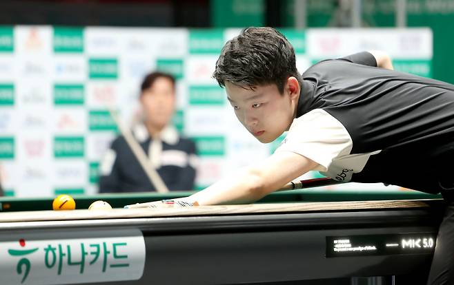 ‘프로 당구 신성’ 김영원(하림)이 최연소 월드챔피언십 우승을 정조준한다. PBA 제공