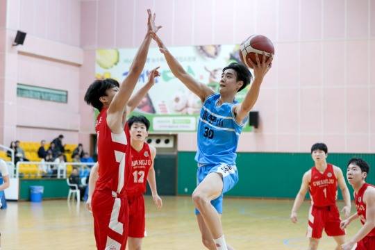 15일 용산고-광주고 경기 [한국중고농구연맹 제공]