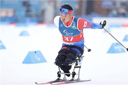 설원 위를 달리는 '평창 영웅' 신의현 [대한장애인체육회 제공. 재판매 및 DB 금지]