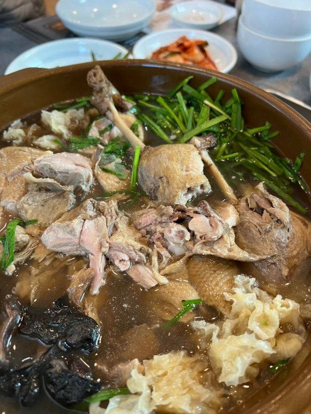 오리 백숙. (사진= 김영복 연구가)