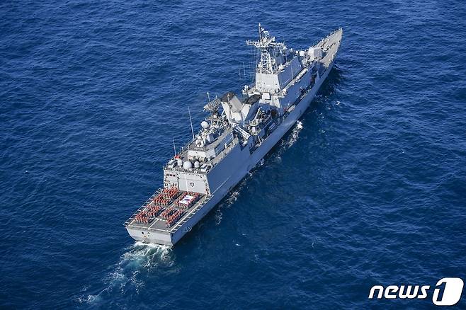 작전 구역에서 임무를 수행 중인 청해부대. ⓒ 뉴스1