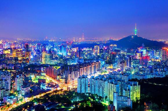 서울이 세계 주요 도시들과 경쟁하는 글로벌 도시 평가에서 처음으로 9위를 기록했다. 사진은 서울시 야경. [사진=픽사베이 ]