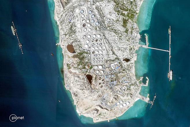 미군이 공습한 이란의 하르그섬 전경. [AFP=연합뉴스]