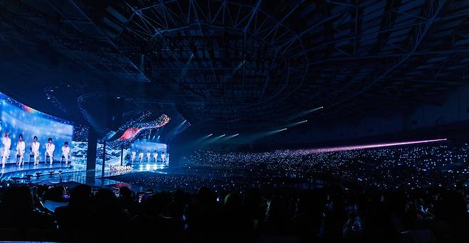 ZeroBaseOne performs during one of the encore concerts of its ″Here & Now″ world tour held on March 13, 14 and 15 at the KSPO Dome in southern Seoul. [WAKEONE]