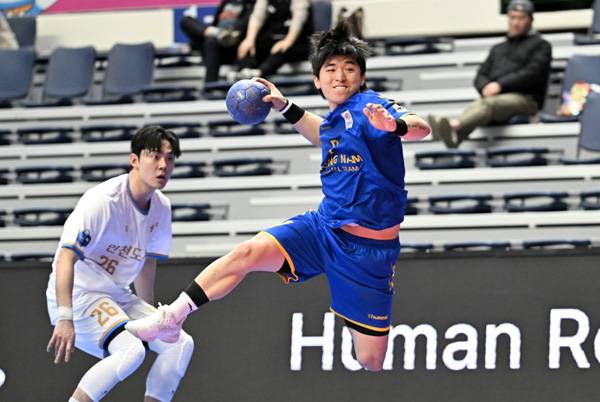 사진 충남도청 육태경