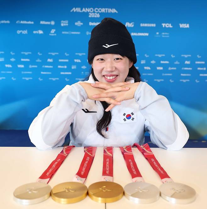 생애 첫 패럴림픽에서 5개의 메달을 획득한 김윤지. 사진 제공=대한장애인체육회