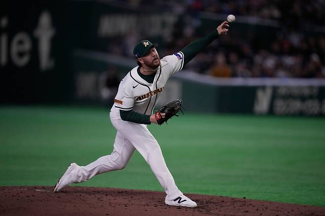 WBC에서 호주 대표팀으로 출전해 피칭하는 잭 오러클린. AP연합뉴스