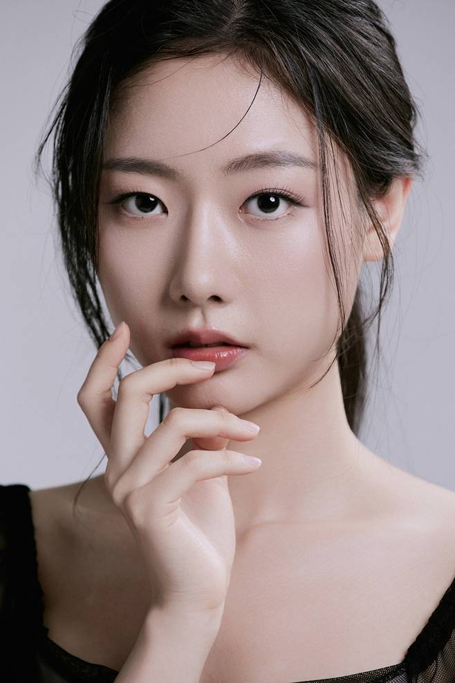 김나현