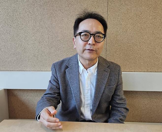 인터뷰하는 전인수 서울대 특임교수 [촬영 조승한]