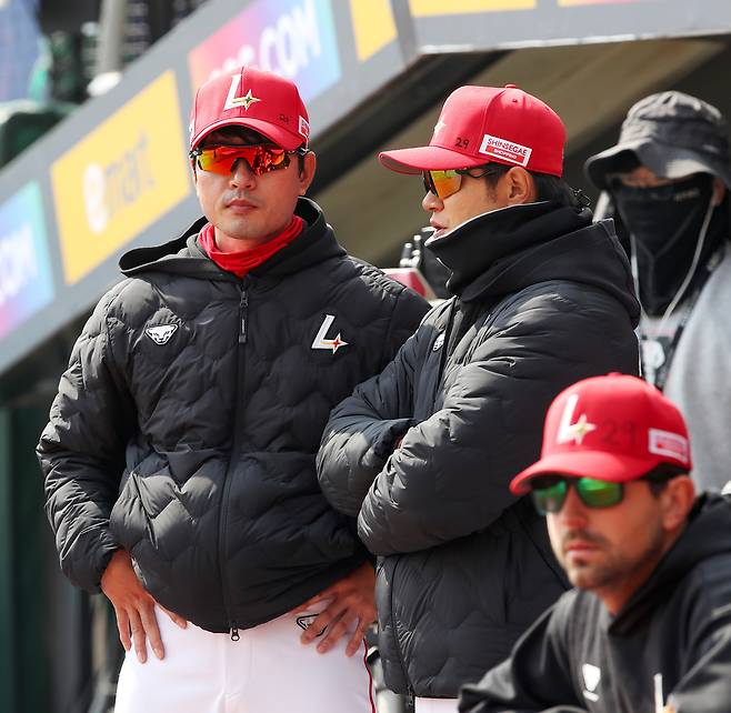 모자에 김광현 등번호 '29'를 새긴 SSG 랜더스 선수들. (SSG 제공)