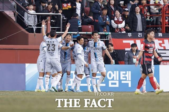 윤정환 감독 체제로 K리그1 복귀 시즌을 치르고 있는 인천은 대전을 상대로 마수걸이 승리를 노리고 있다./K리그