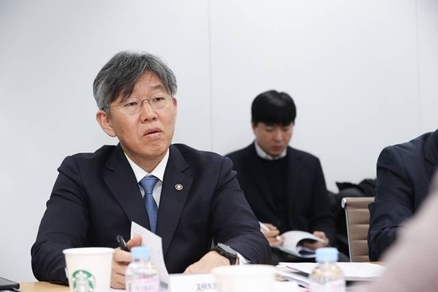 김이탁 국토교통부 1차관이 17일 이재명 정부 부동산 정책 목표에 대해 "집값 하향 안정화"라고 밝혔다. /국토교통부