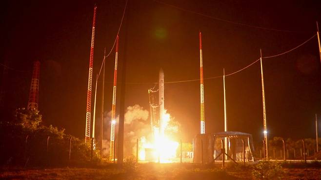 지난 1월 23일 오전(한국 시간) 브라질 알칸타라 우주센터에서 이륙한 이노스페이스의 상업 발사체 '한빛-나노'./이노스페이스