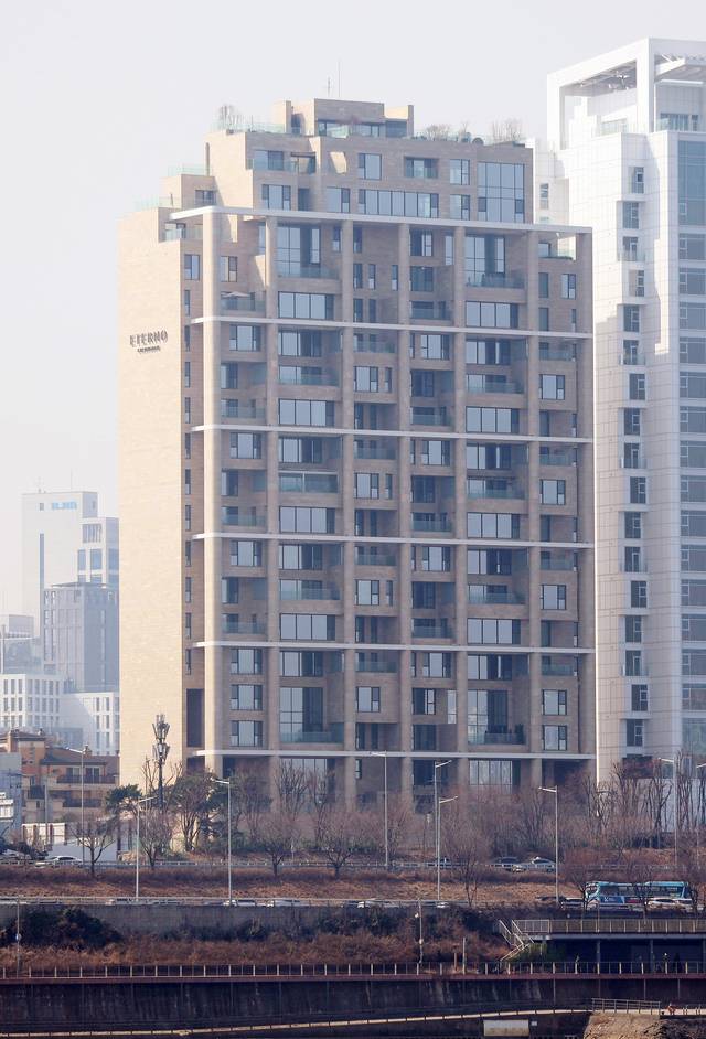 2년 연속 공시가격 최고 아파트인 에테르노 청담 . 연합뉴스