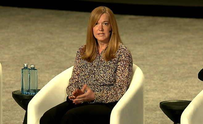 로라 메이저 모셔널 최고경영자가 16일(현지시간) 미국 캘리포니아주 새너제이 컨벤션센터에서 열린 엔비디아 GTC 2026에서 ‘안전 중심 AI로 자율주행의 다음 시대를 설계하다’ 세션에 참석해 모셔널의 자율주행 전략을 소개하고 있다.  [GTC 홈페이지 갈무리]