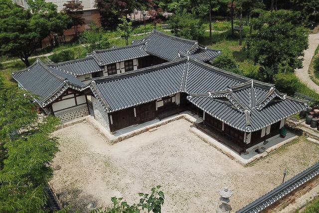 국가민속문화유산 금성당. 은평구