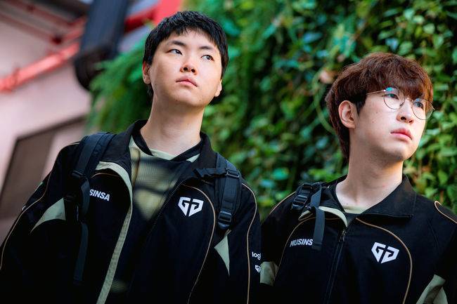 라이엇게임즈 플리커.