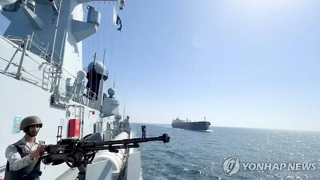 지난 9일 미확인 해역서 해상안전 작전중인 파키스탄 해군 함정 [로이터 연합뉴스 자료사진. 재판매 및 DB 금지]