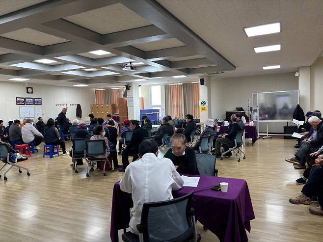 공주시는 암 예방의 날 을 앞두고 3월 17일부터 31일까지 '찾아가는 이동 건강검진'을 실시한다. (공주시 제공)