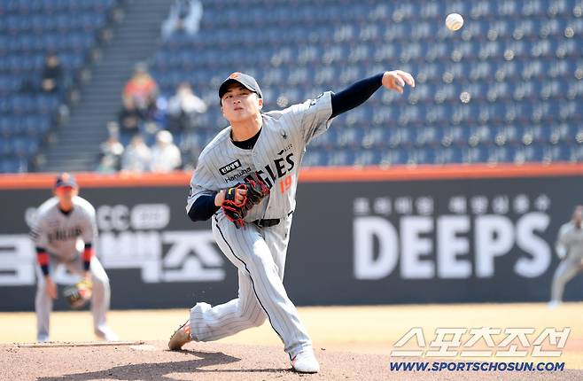 제구와 구위 모두 완벽했던 두산전 왕옌청의 피칭.