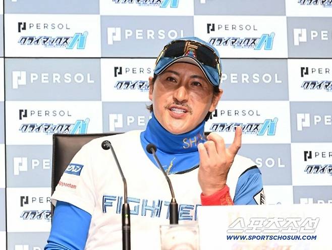 신조 니혼햄 감독. 사진캡처=니혼햄 파이터스 SNS