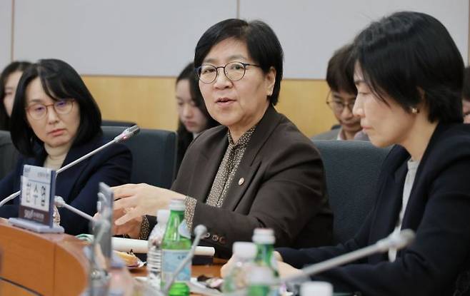 17일 경기 성남시 분당서울대학교병원 열린 '공공의료 인공지능 확산을 위한 정책 간담회'에서 정은경 보건복지부 장관이 발언하고 있다. 보건복지부.
